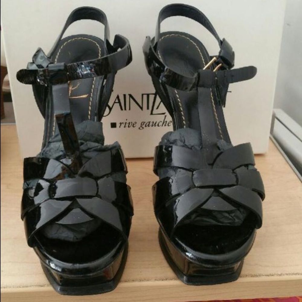 Yves Saint Laurent Black Patent Leather Heels